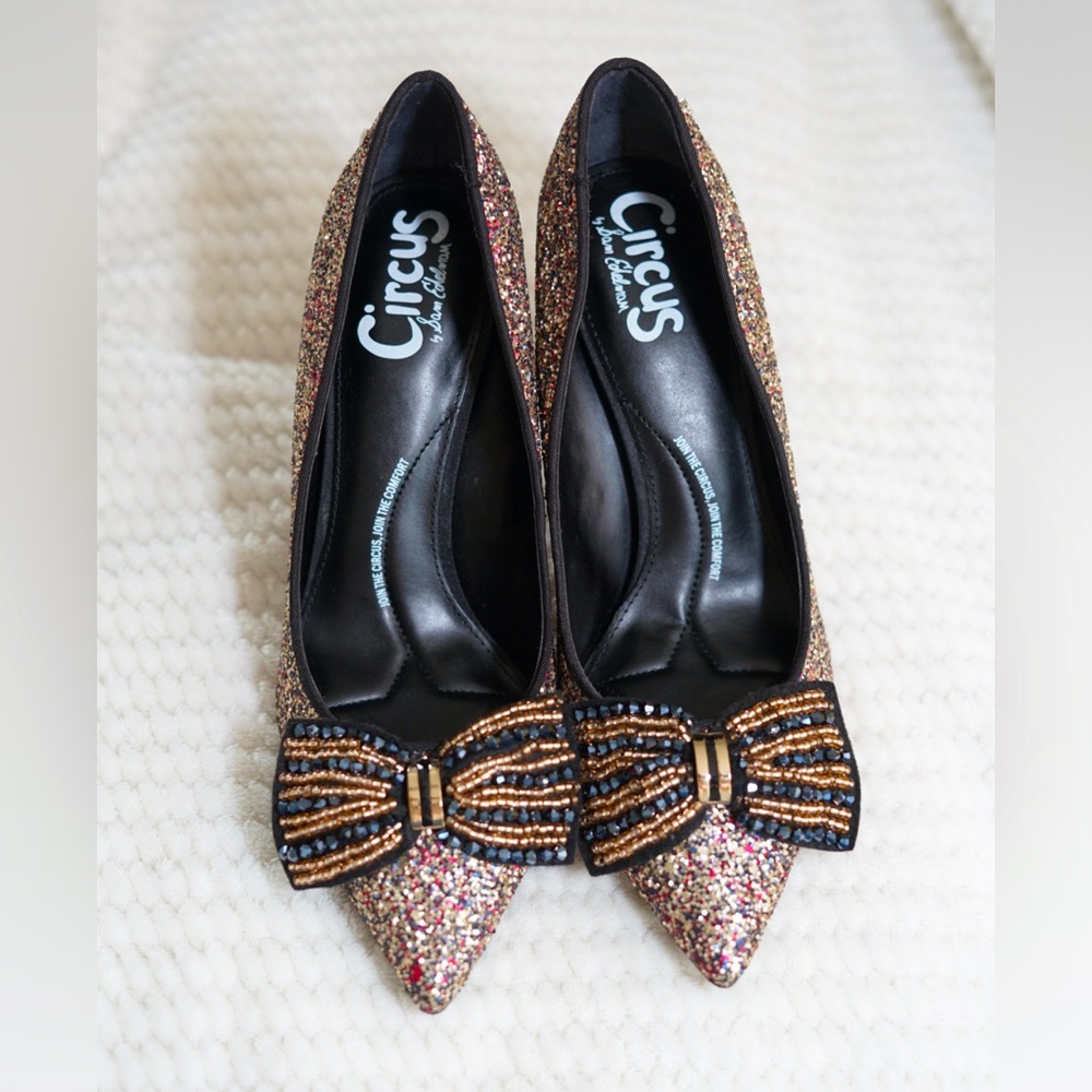NWOT Circus by Sam Edelman Harriet glitter bow heels
